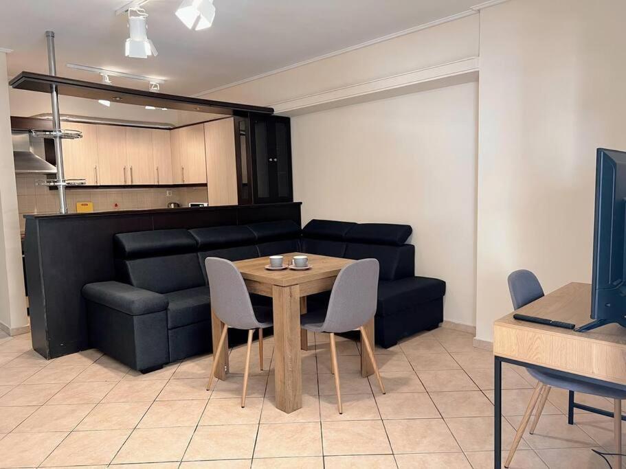 Charming 2Bedroom Apartment With Parking Athen Exterior foto
